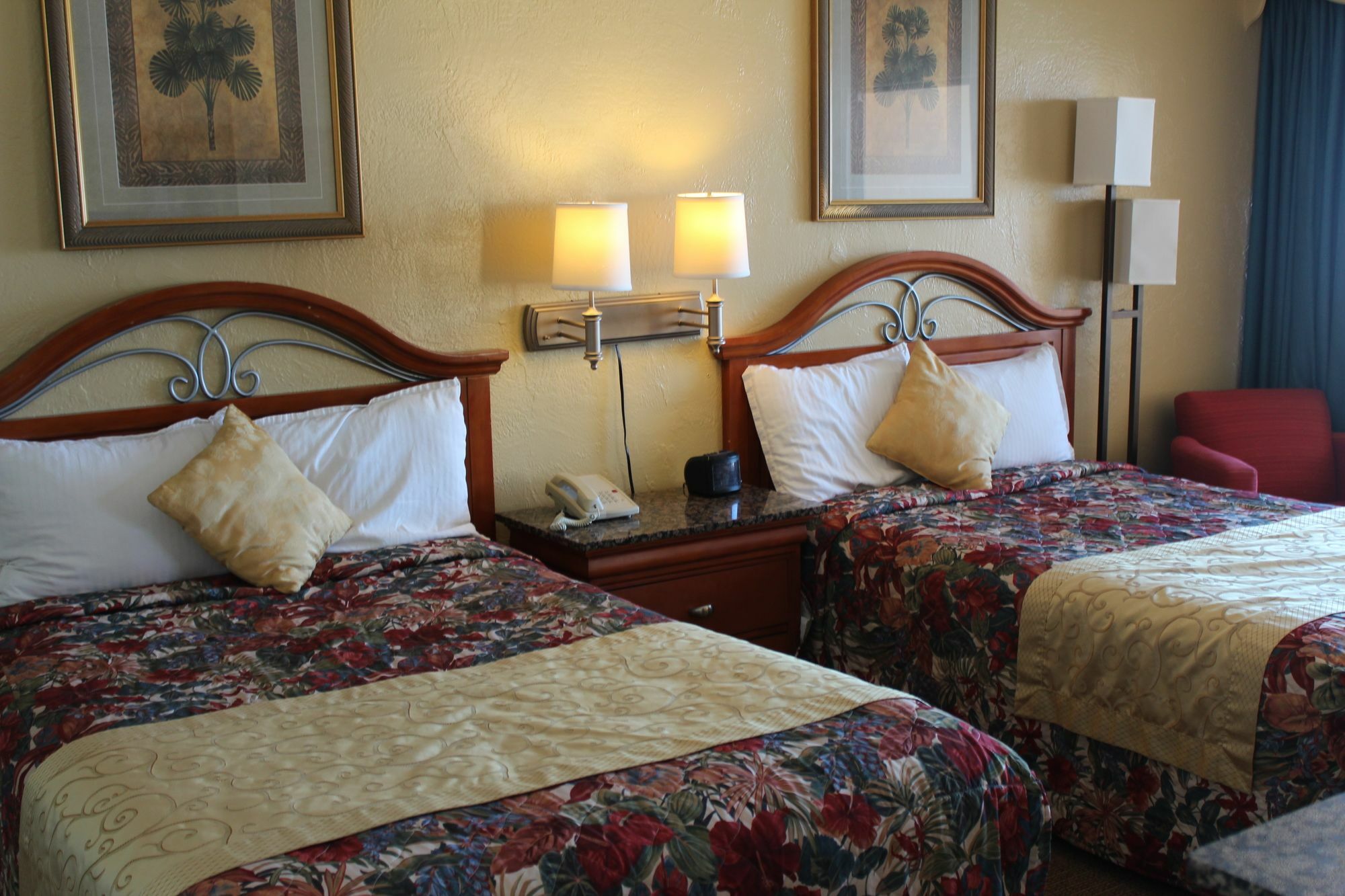 Grand Prix Motel Beach Front Daytona Beach Exterior photo